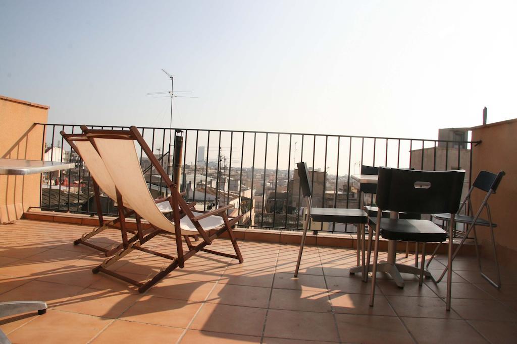 Apartments Hhb บาร์เซโลนา ภายนอก รูปภาพ