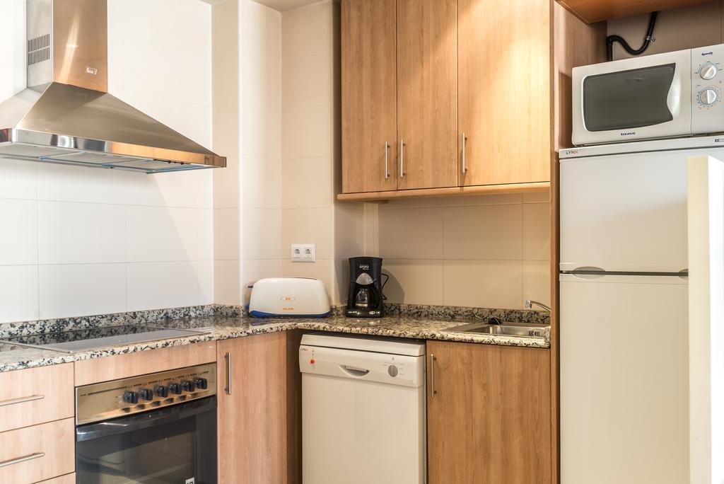 Apartments Hhb บาร์เซโลนา ภายนอก รูปภาพ