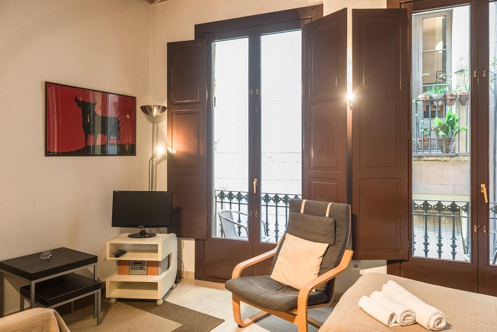 Apartments Hhb บาร์เซโลนา ภายนอก รูปภาพ